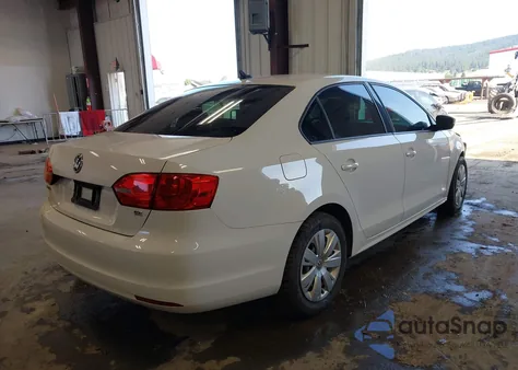 2014 Volkswagen Jetta 1.8T Se из США, поврежденный, VIN 3VWD17AJ8EM444971